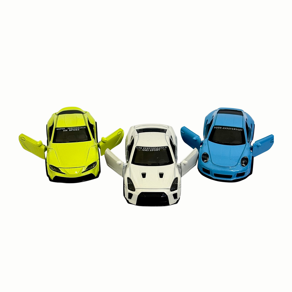 Metal Die-Cast Nissan GT-R Toy Car with Pull-Back Action & Openable Doors